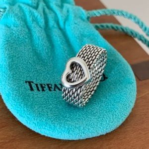 Tiffany and Co. Beautiful Somerset Mesh Ring, size 5